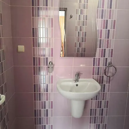 Πανσιόν свети кирил Lozenets