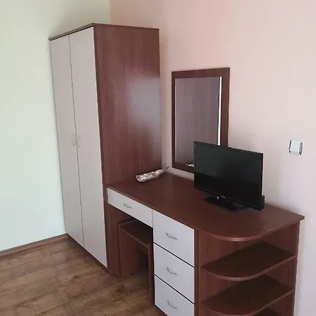 свети кирил Πανσιόν