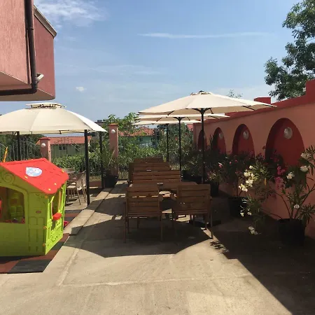 свети кирил Πανσιόν Lozenets