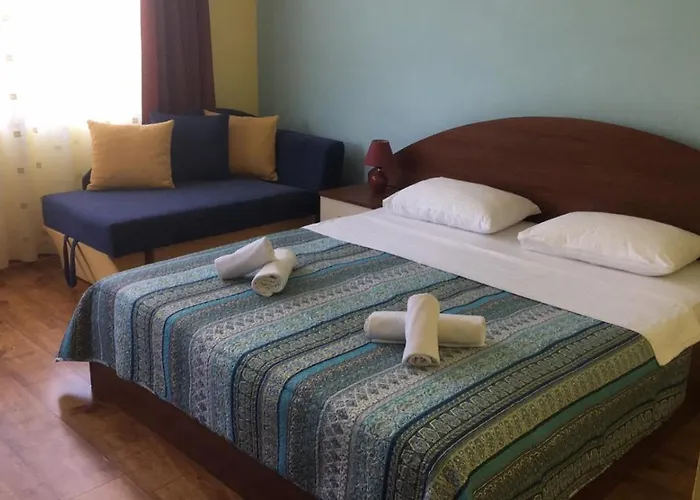 свети кирил 3* 洛泽内茨