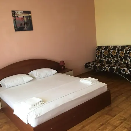 свети кирил Penzion Lozenec