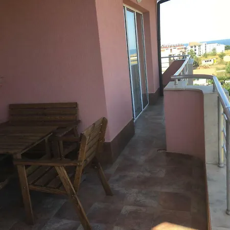 свети кирил Penzion Lozenec