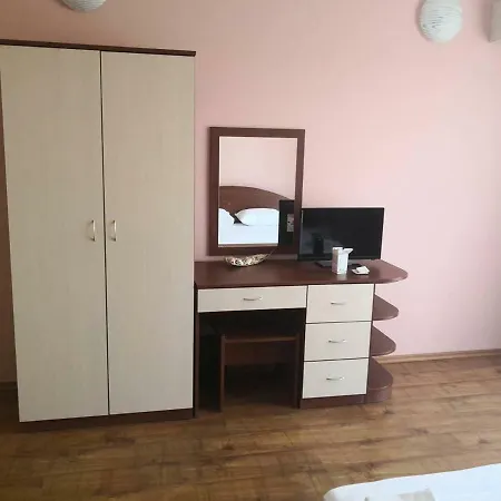 свети кирил Penzion Lozenec