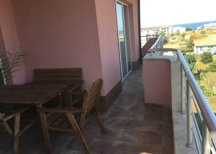 свети кирил 招待所 洛泽内茨