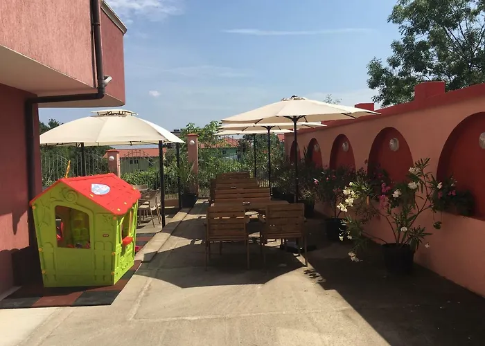 свети кирил Guest house Lozenets